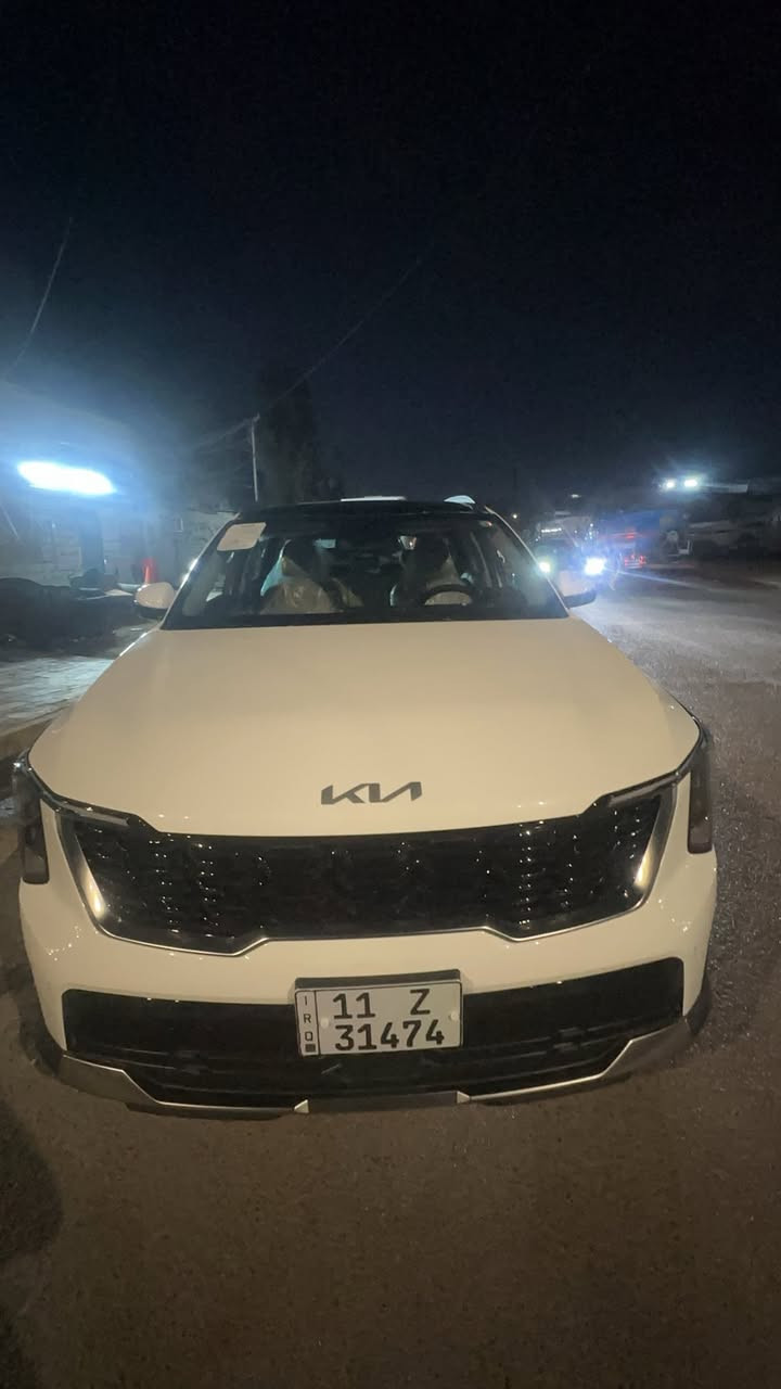 السلام عليكم سورنتو 2025 بانوراما ويل 20بغداد ماشيه 11الف سياره بعدها وكاله كفاله عامه عده شخط بسيط  بلباب ورصعه بلجنطه  سعر 315بيه مجال ***********غير متواجد فيس
