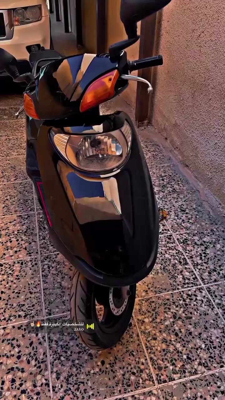 دراجه للبيع النوع سبيسي  دارجه مرتبه مبيها نقص الي تعجبه يفحصها وياخذها السعر 500 بيها مجال حك جيه 
مكانها بغداد الغدير 
***********
