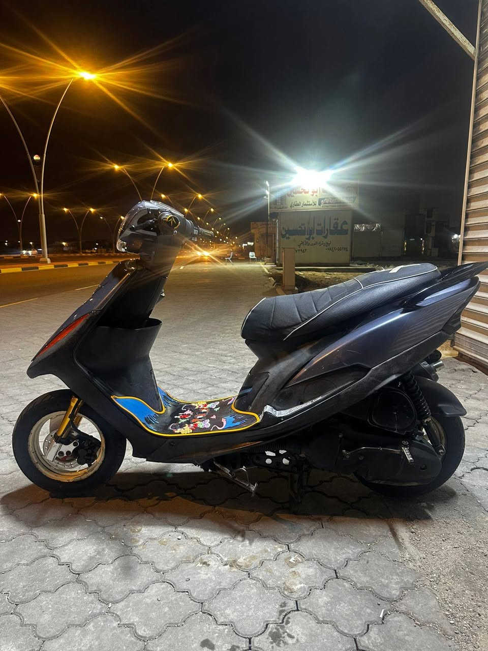 السلام عليكم اخوان مكلف بلنشر دراجه ماكس عدله 120
الدراجه مبوشه 55 كلهه شغاله ماعده السلف يرادله باتري
مكينه ناعمه لاتنقص ولاتبخر الدراجه خير من الله السعر 700وبيها مجال ***********
