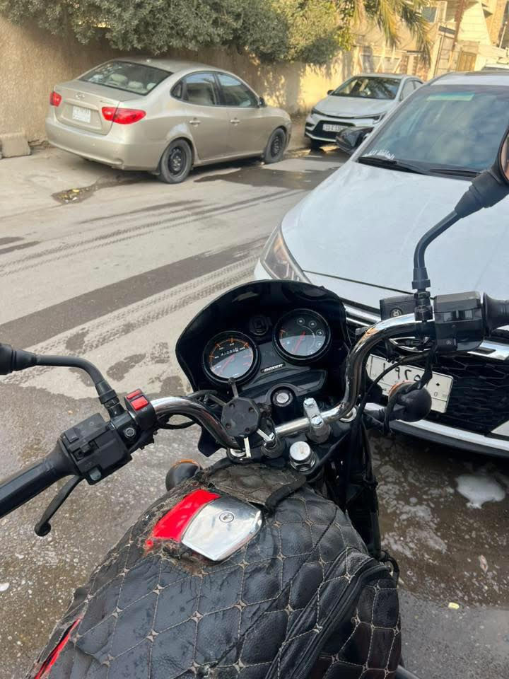 يا الله بوكسر جبلي موديل 22 نازله اخر شي محسوبه 23 ام الستاند الدائري معروفة الدراجه رقم بغداد وسنويه بأسمي مجفتة مره وحده على ايدي تجفيت شركة وكالة بشرط الدراجة عليها تخم تاير جوبلس شرط جديد ملاحظة الدراجة مجفتة فقط بوشه وبستم بدون فشك مكينة السعر المطلوب مليونين 200 مكان الدراجة الدورة حي المعلمين 
*********** متواجد واتساب ورصيد
