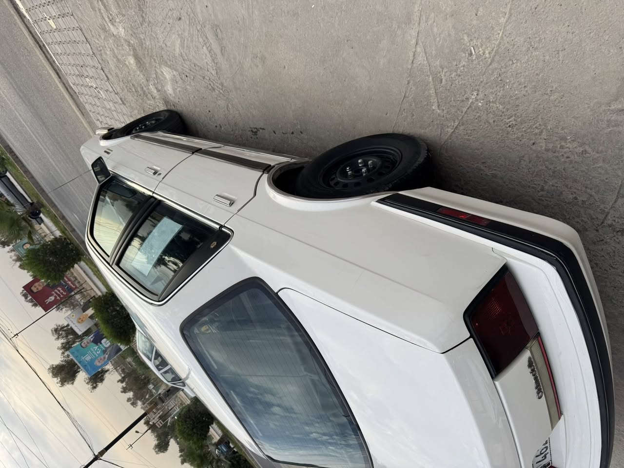 اولدز موبيل 1990 رقم وهزه وسنويه جديد تبريد ثلج سياره كامله مانقصها شي كهربائيات كلها شغاله مكينه كير كفاله عامه السياره ب اسمي   مكان السياره موصل للاستفار ***********
***********
السعر 44 وبي مجال
