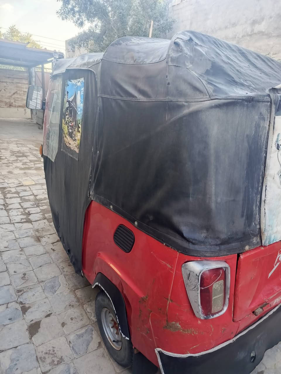 السلام عليكم تكتك بياجو موديل 21. مكينه محوره تيفس اوراق اصوليه وكامله بس تروح ترقم السعر مليونين و750 وبيهه مجال مكاني بابل الاسكندريه  ***********
