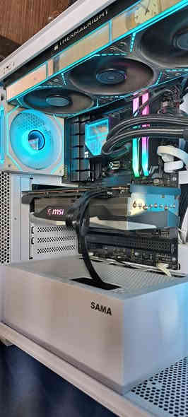 كيس تجميعه للالعاب بمعالج رايزن 7

المعالج  AMD Ryzen 7 7800X3D

التبريد المائي Thermalright Frozen Notte 360

الرام - t force delta rgb 32gb ddr5 6000mhz  2x16gb

المذربورد  asus b650-plus tuf gaming

الهاردات   lexar m.2 2tb 

كرت الشاشة  msi amd rx 6700 xt 12gb

البور سبلاي  segotep 850w gold 80 

كيس  SAMA SV01 Gaming PC Case 

كراتين القطع موجودة

سعر الكيس 1.450.000 رقمي ***********

بغداد شارع الصناعه لايوجد توصيل
