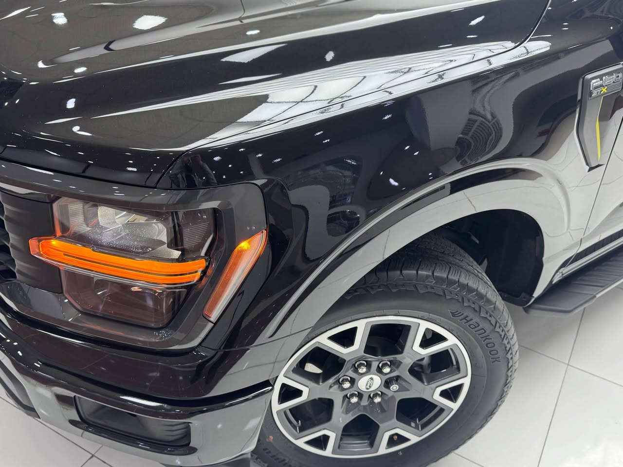 السلام عليكم

للبيع :  ford  / 2024  / F-150

المواصفات: STX

الضرر : قطعتين صبغ جاملخ امامي و جاملخ خلفي

السيارة بدون رقم تترقم شمالي

السعر : 30,500$

للاستفسار : ***********

عنوان السياره : أربيل شارع 100 معرض فجر الخليج أربيل, العراق
