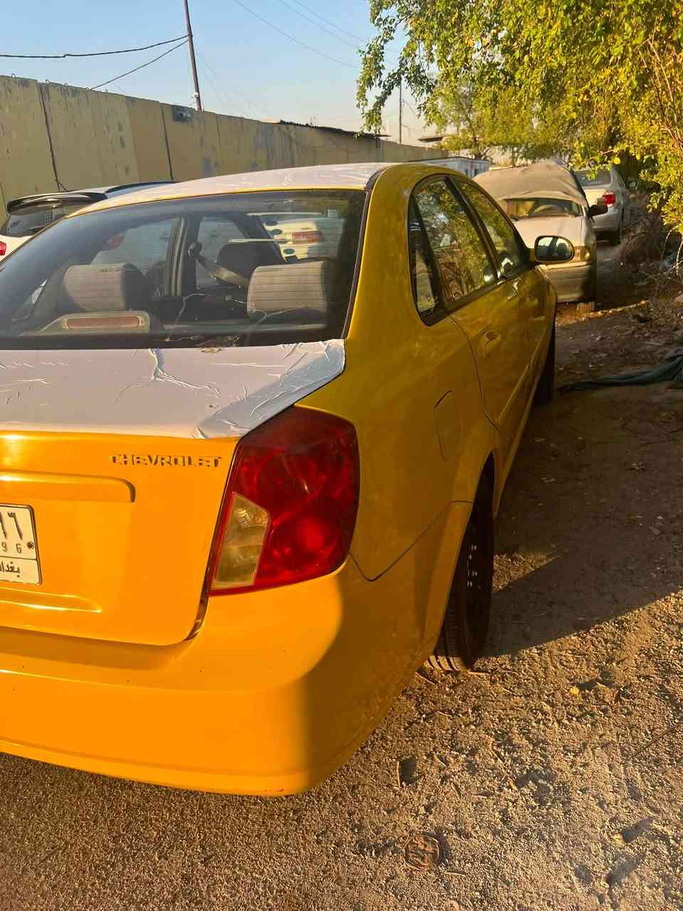 سلام عليكم اوبترا 2010  رقم بغداد بيها طخه بالجاملغ الخلفي ومعمره مصفرة غرامات وهيئه مكينه وكير مكفوله كير اوتوماتيك
تبريد ثلج صدر جديد 
تخم تاير سويتلها ادامه كامله سياره مال شغل كامله سعرها 55 بيها مجال حك الجيه غير متواجد على الفيس  بغداد مدينة الصدر
رقم الهاتف 
***********
