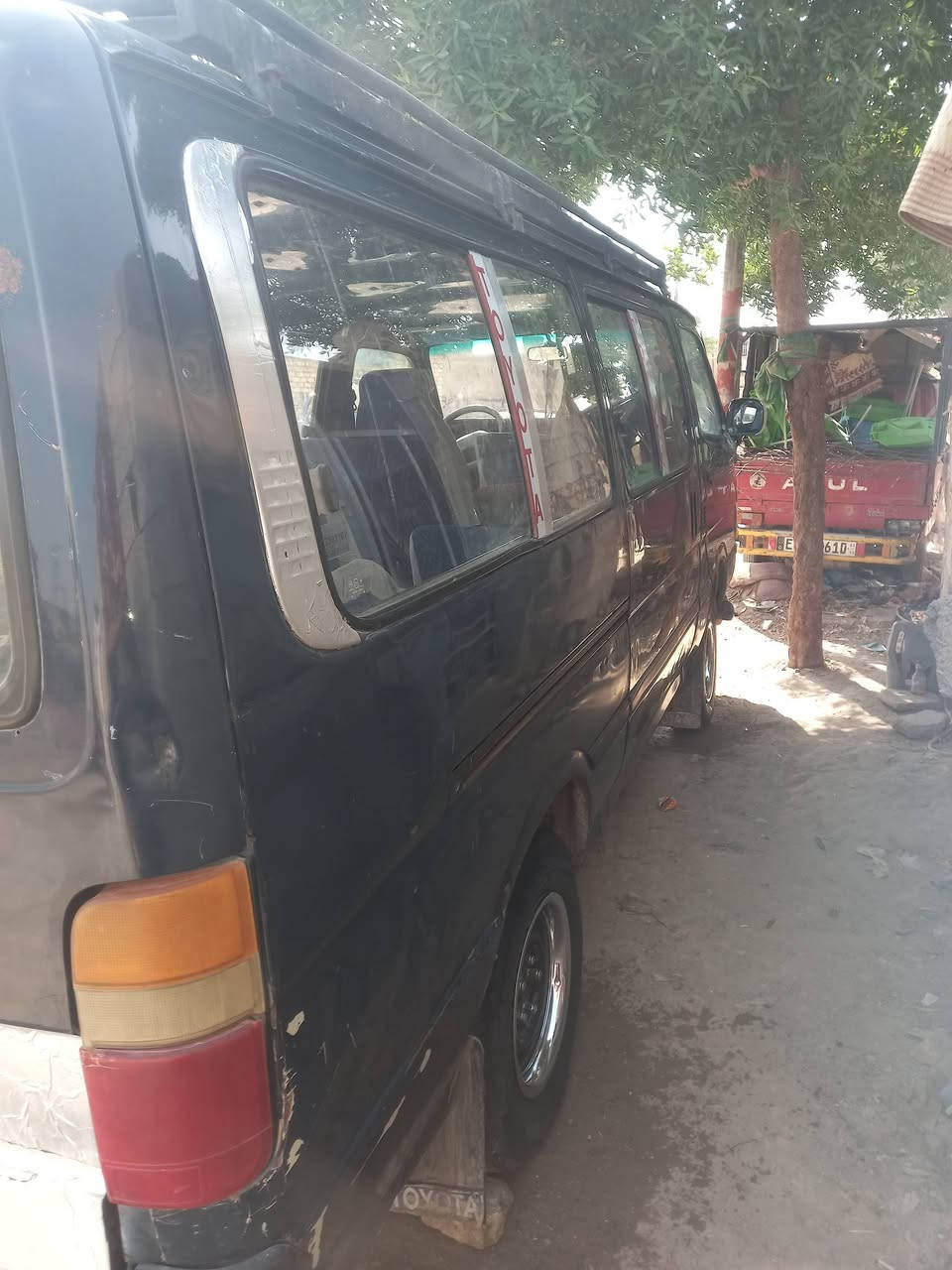 السلام عليكم هايسة للبيع او مراوس موديل ٩٣ رقم بغداد أنكليزي حمل بسمي سنوية لغاية ٢٠٣٠ مكاني بغداد *********** مكينة ونجي ٤ سلندر كير عادي
