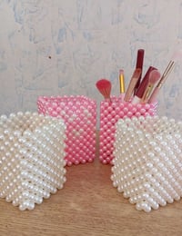 لؤلؤ أبيض • حسب الطلب • ديكور مكتب