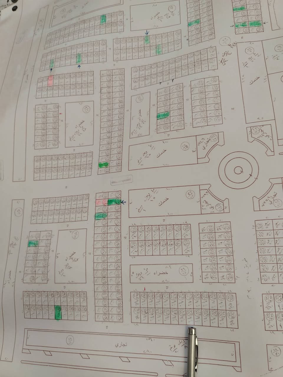 #قطعة أرض للبيع طابو صرف منطقة صاري تبه مقاطعه 39 تجاري
#رقم القطعة ٤٠٨/٣٩
#المساحه200 تجاري
#السعر ٥٣ مليون
عنوان المكتب السند سايدين كوباني قرب صيدلية غصن الزيتون ***********
