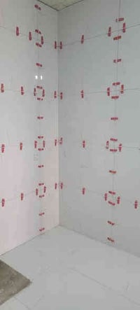 عمل السيراميك والبورسلين والدرج   عله ليزار وهزاز  وكافه الادوات الحدي...