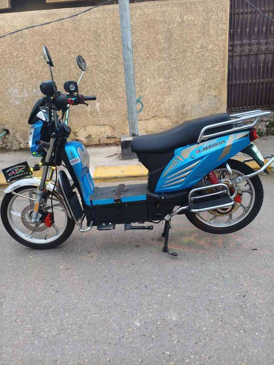 دراجة هارلي موديل 25 الاخوين 6 باتري بصمة أستخدام 3 اشهر فقط ..
البطاريات عدد 6 نوع الولي 32 امبير فول وعالفحص ..
الكهربائيات كلها شغال.. نظام البك رجوع للخلف .. مانع سرقة .. تشغيل عن بعد .. MP3 .. دبل سماعة .. لايت عالي ناصي .. مثبت سرعة .. ستاند موبايل .. دبل اشارة .. نشرات جانبيه ملونة .. رقم ضوؤي ..
دراجة فووول نظافة وأستخدام قليل حييل ..
السعر .. 550 .. وبي مجال .. 
*********** .. واتساب .. 
*********** ..
