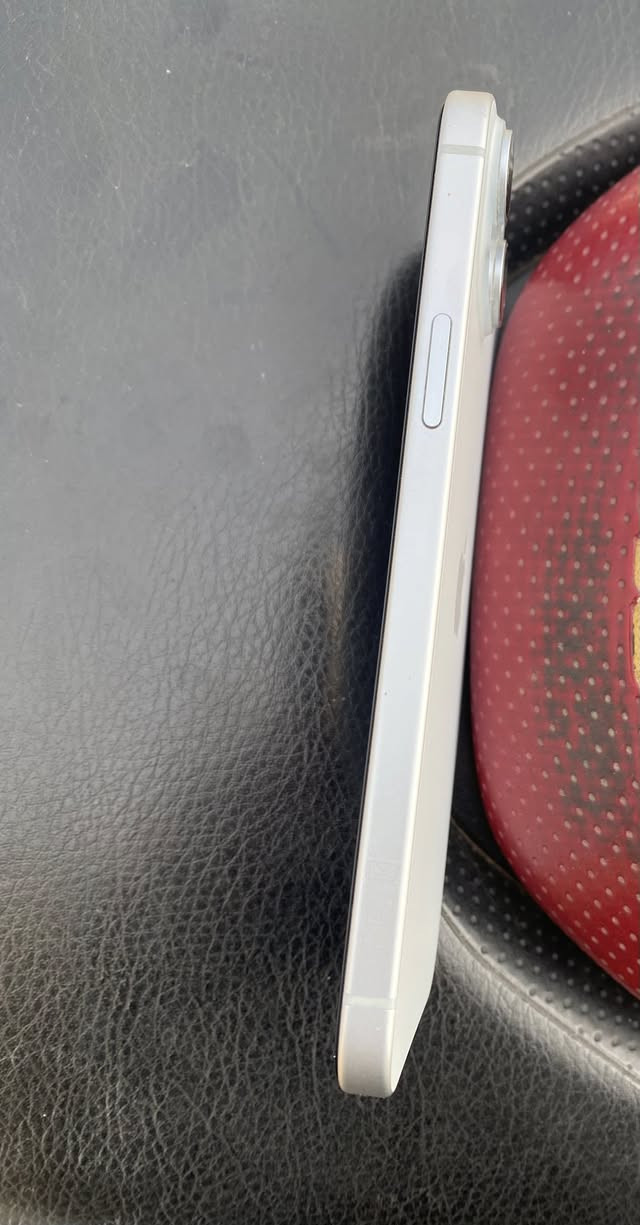 سلام عليكم
ايفون 15 بلاس

ذاكره 128

بطاريه 87

نضافه 100٪؜

نموذج m

عربي شرق اوسط 

السعر 750

الرقم. ‭***********
