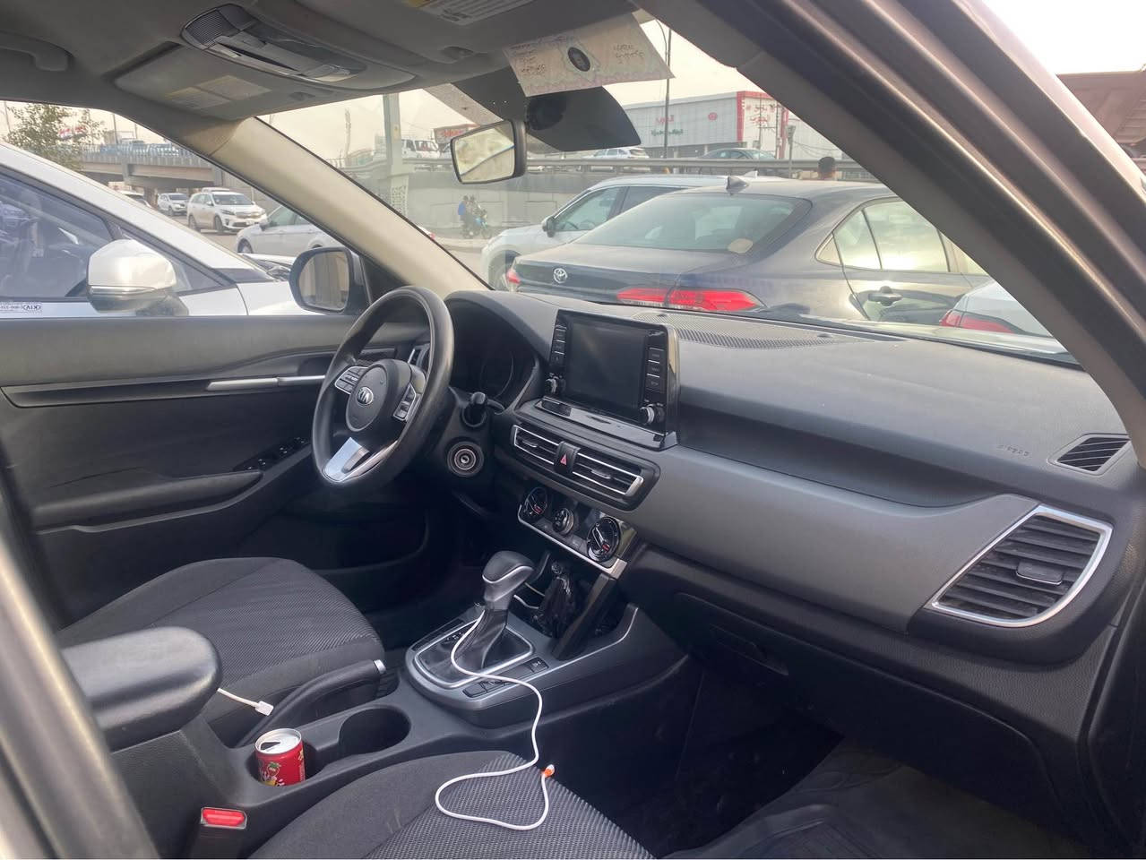 مساء الخير  كيا سيلتوز  للبيع 2021  تحويل او وكاله جاهزه بأسم بنيه  محرك 1600 دوش ماشيه 47الف  ما بيها اي نقص صبغ بيها بس بنيد فقط 
السياره كلها مكفوله  وجديدا بمعنا الكلمه مكانها بصره حي المهندسين  السعر143$  بيها شوي مجال للاستفسار اتصال او وات ساب ***********
***********
 مكلف بلنشر.  رجاًً البصرة, العراق
