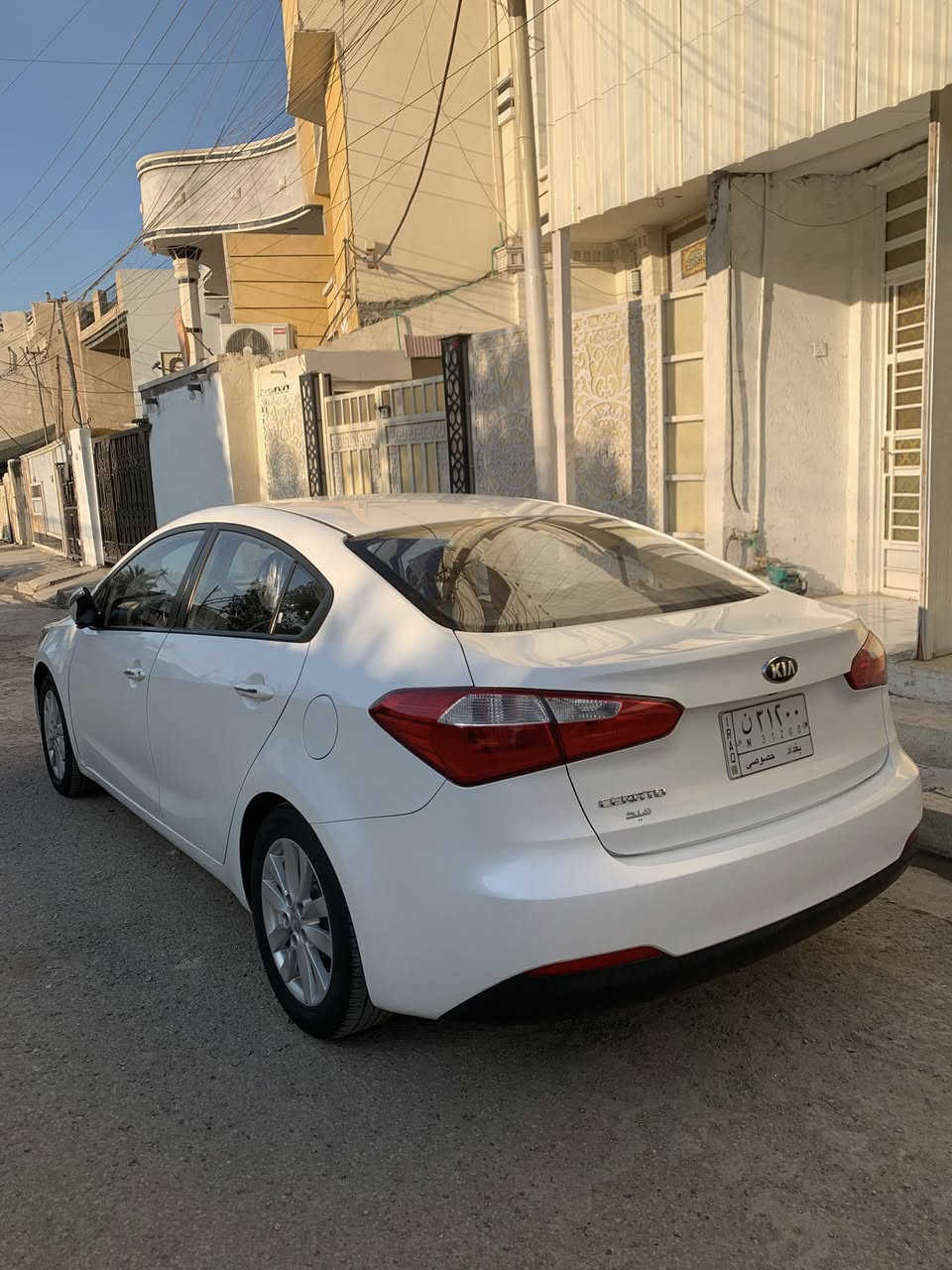 السلام عليكم
سيراتو للبيع موديل 2016 سياره نضيفه جدا 
تخم تاير جديد
اشاير مري شفط
كامره شاشة 
صدر امامي خلفي جديد
دوشمه كشنات 
بيهه بارد بسيط موضح بلصور
السعر ١٣٧
مكاني الزعفرانيه 
***********
