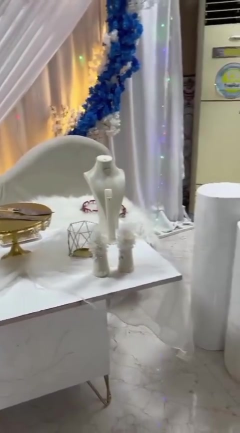 كوشات حنه عقد خطوبه حسب طلبكم ويه كل كوشه تجي هديه مع كراسي وطبلات جنط عرايس للايجار


**إذا كنت صاحب هذا الإعلان وتريد حذفه لأي سبب، رجاءا أرسل رسالة إلى الدعم الفني**