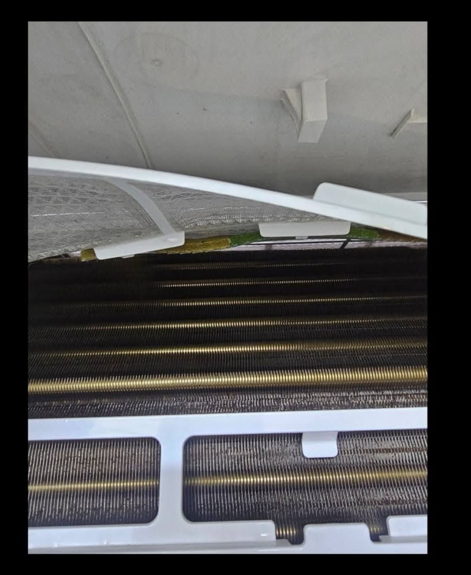 سبالت توسوت هايبر  (حجم واحد طن ) 
اعتيادي وليس انفيرتر 
انتاج 2024 مستخدمات شي قليل كم شهر  
  بعدهن بضمان الشركة 
ملحقاته كامله بواري ريمونت قاعده وايرات غازه مال الشركه مقفول 
سعرهن 600 ثنينهن الواحد 300 
يرهم مراوس اذا عندك قديم ناخذه 
📍مكاني بغداد قريب الشعب بوب الشام
 للاتصال ***********او  وتساب 
                 ***********
يوجد خدمة توصيل🚛 لكل المحافظات
