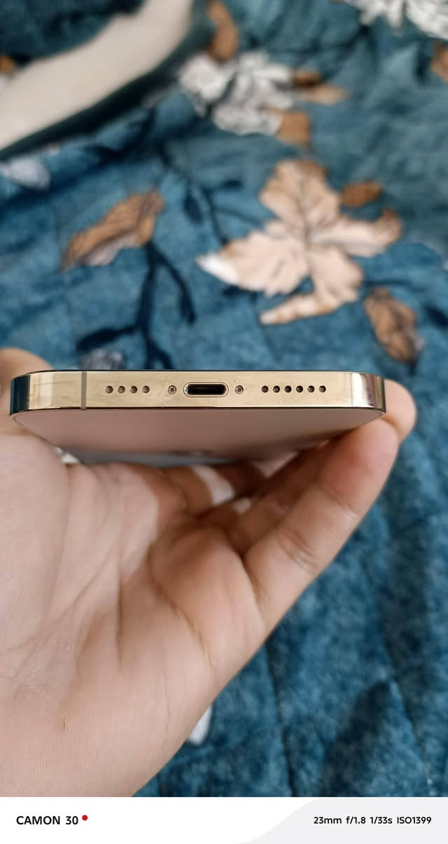 للبيع آيفون 13 برو ماكس(أمريكي)
لون ذهبي مميز

مبدل شاشة أصلية  3 خيارات 

بطارية 90% بلادي

الجهاز نظيف كلش استعمل شخصي

للاستفسار 

اتصل على الرقم /***********
