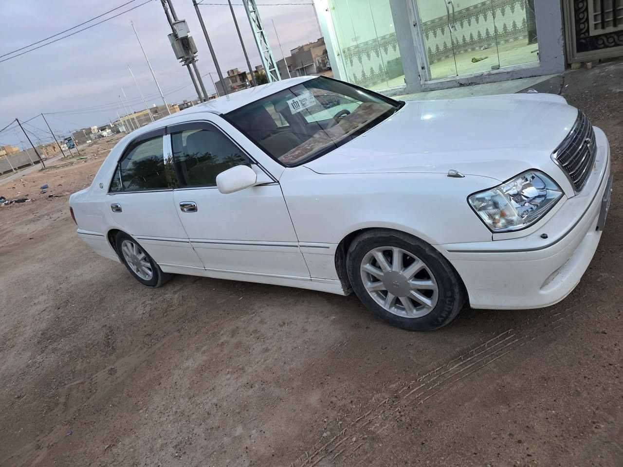 سلام عليكم ملكه بيه فخذه امامي ونقل جثه مدفوع كمرك باقي بس حساب رقم فول بطن جاهزه من كلشي مكان النجف ***********السعر ١٠٠ ورقه
