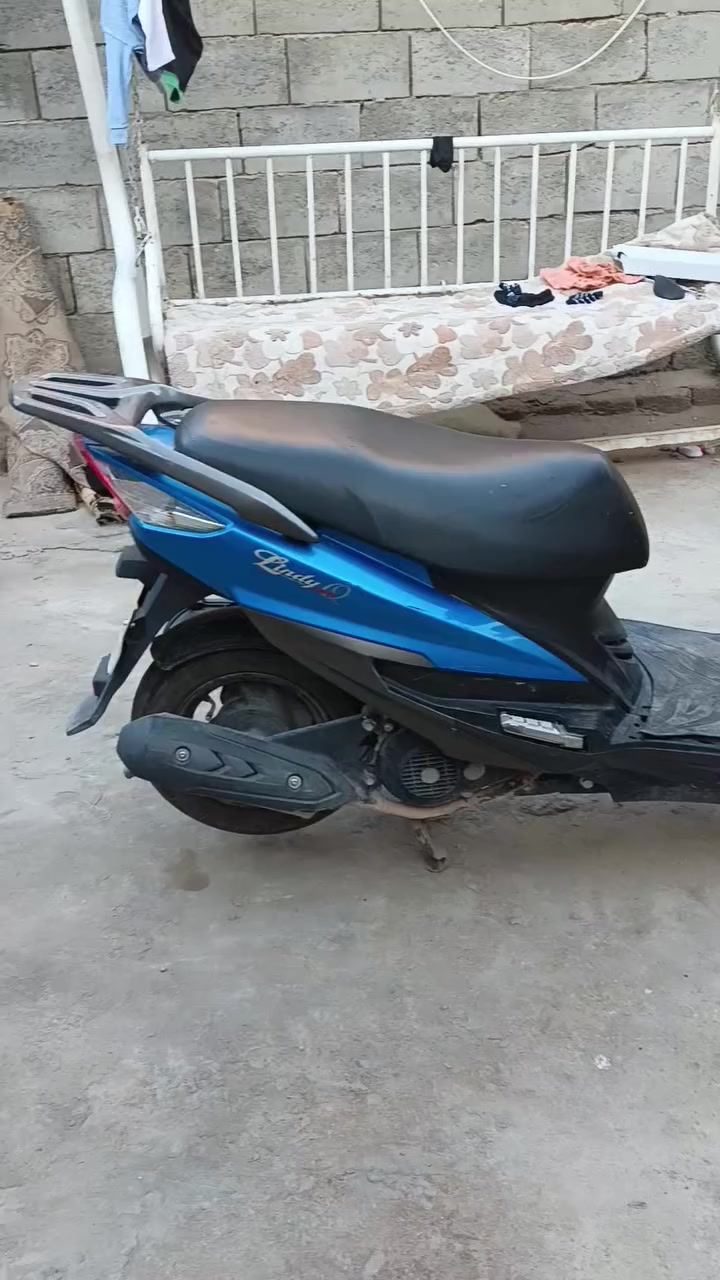 للبيع هاوجي رص
مسجل سنويه ولوحات شرط تحويل ثاني يوم
نضافه مثل مموضح بلفييديو  السعر 10$ وبي مجال عشر اوراق وبي مجال للاستفسار اكثر الاتصال علئ الارقام

***********
***********
والسلام عليكم ورحمه الله 🤍.
