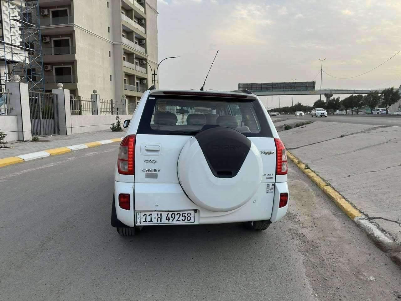 السلام عليكم
تيكو 2012 كير كهربائي للبيع
سياره مثل ما موضح كدامكم مكينه وكير حاله نظيفه 
فتحه بنوراما حساس خلفي 
سياره رقم بغداد تحويل ثاني يوم واي وقت تحب 
سنويه لحد 2026/7 باسمنه
سعر السياره 72$ وبيه مجال للشراي وحك الجيه
مكان السياره بغداد السيديه مجمع 5
للتواصل خاص متاح + رقم موجود ***********
