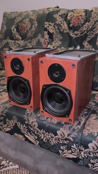 للبيع سعر 60 لف مع توصيل 07811735183