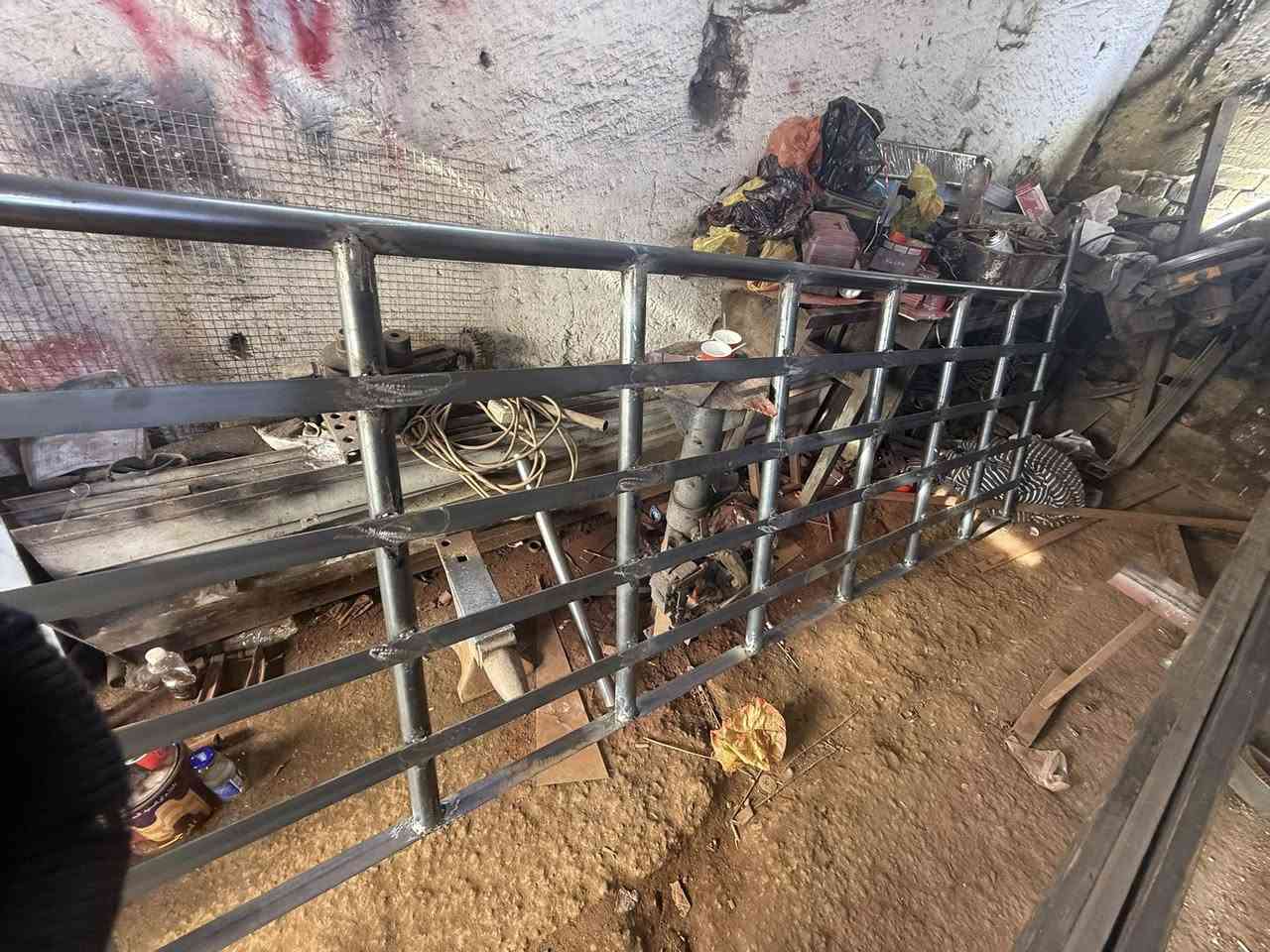 متوفر محجر كيه نثيه ارتفاع 90 بوري 2 ملم تركي ثخين شغل درجه أوله بوري حفر تلبيس تسكام لسعر حسب لاضافه شبجه او سيبايه اي استفسار خاص او *********** سيد حسين لعنوان بغداد
