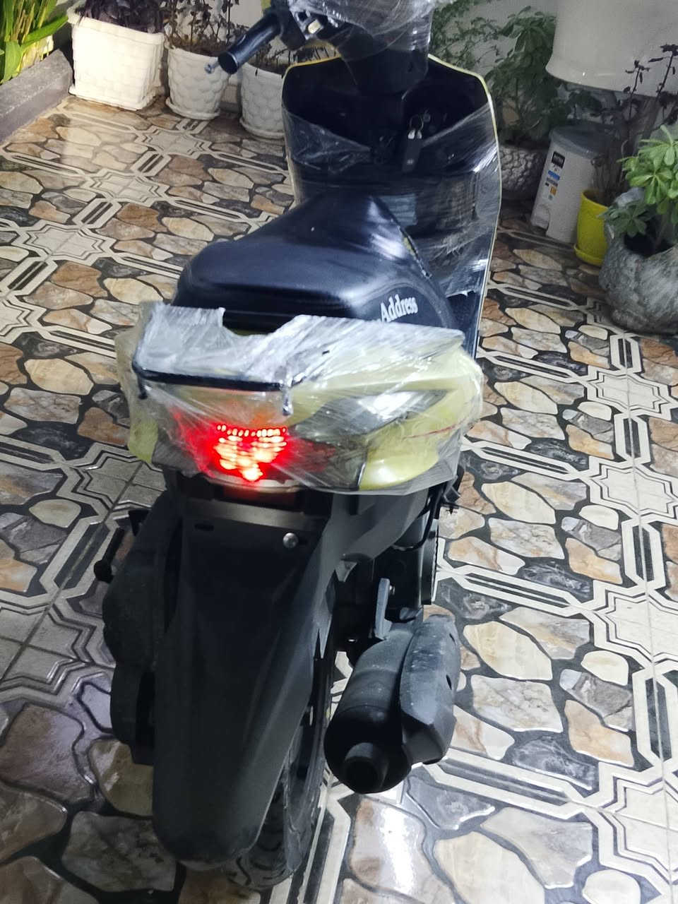 سلام عليكم دراجه ماكس ادرس لبيع دراجه كامل كيجات كامل يشتغل كهربائيات كامل يشتغل دراجه مامفتوح محرك بلادي دراجه حلو تأيرات جديد سلف يشتغل كامل دراجه سعر 600بيها مجال مكان كركوك شورجه ***********
