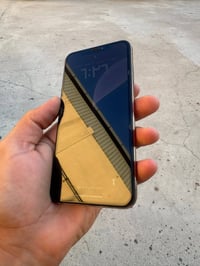 آيفون XS ماكس • ٢٥٦ • ظهر مكسور