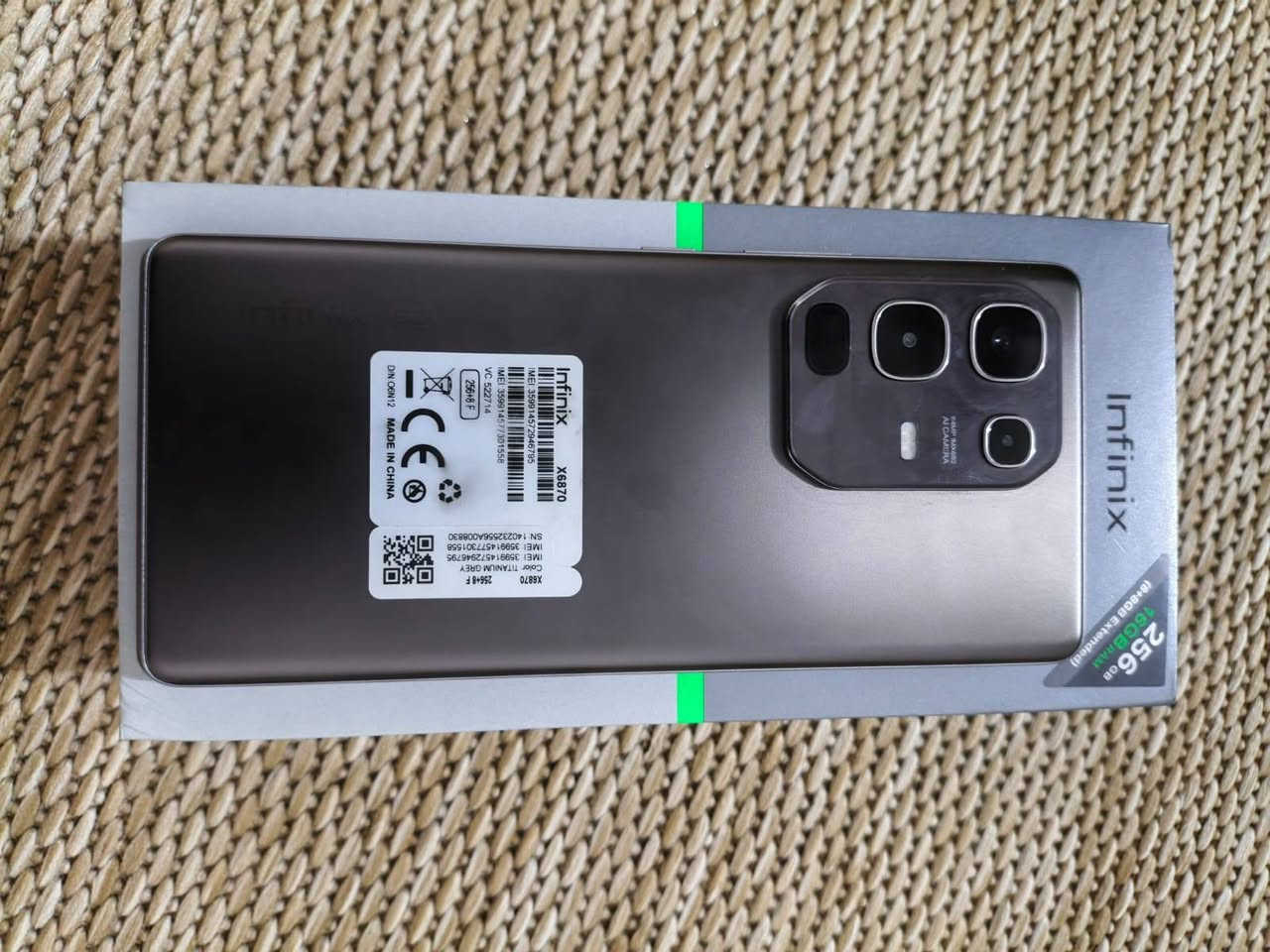 السلام عليكم عدي موبايل
Infinix Note 50S 5G 
الذاكره 256 
رام 16
كامل ملحقات 
بعد جديد 
بطاريه 100 
سعر 290 و بي مجال حك جيه 
العنوان بغداد شعله 
رقم الهاتف ***********
