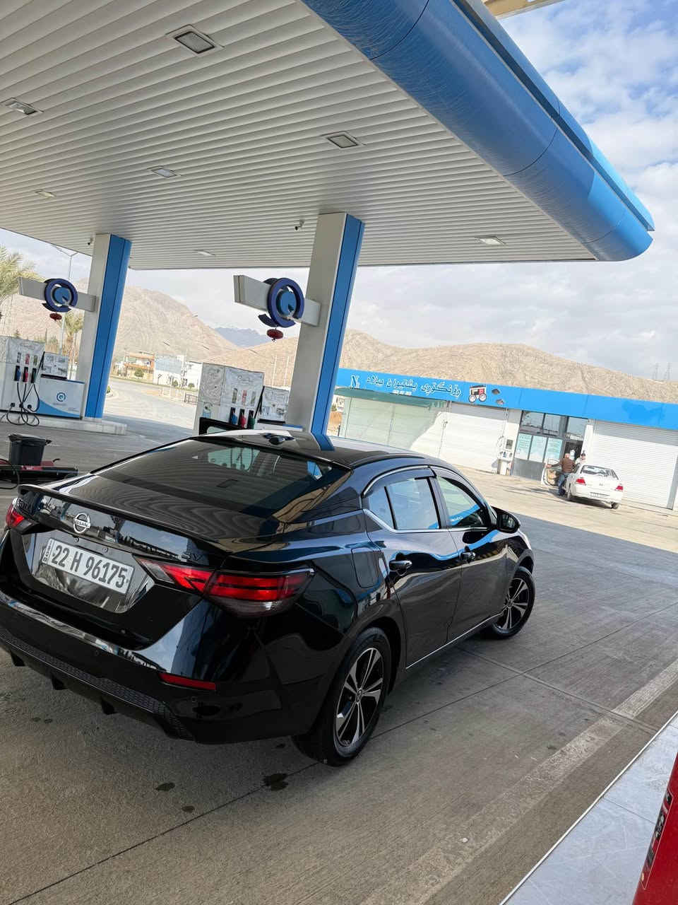 نیسان سێنترا مۆدێل (2022)مواسەفات sv ڕەشی قەتران
سیارەکە دوو پارچەی کلێری ئەمریکایە وە بۆنیتی بۆیاخە 
بێ ناوگرتن بێ ئیرباگ 35 هەزاری هەقیقی ڕۆشتوە سەنەوی نوێیە چوار تایەی لۆکی لەژێرە سیاررکە بێ شوختوو ساردە 
نومنەیە لە جوانی یەک دینارر مەسروفی نیە 
ژم *********** کۆرەک وەتسەپ رانية, السليمانية
