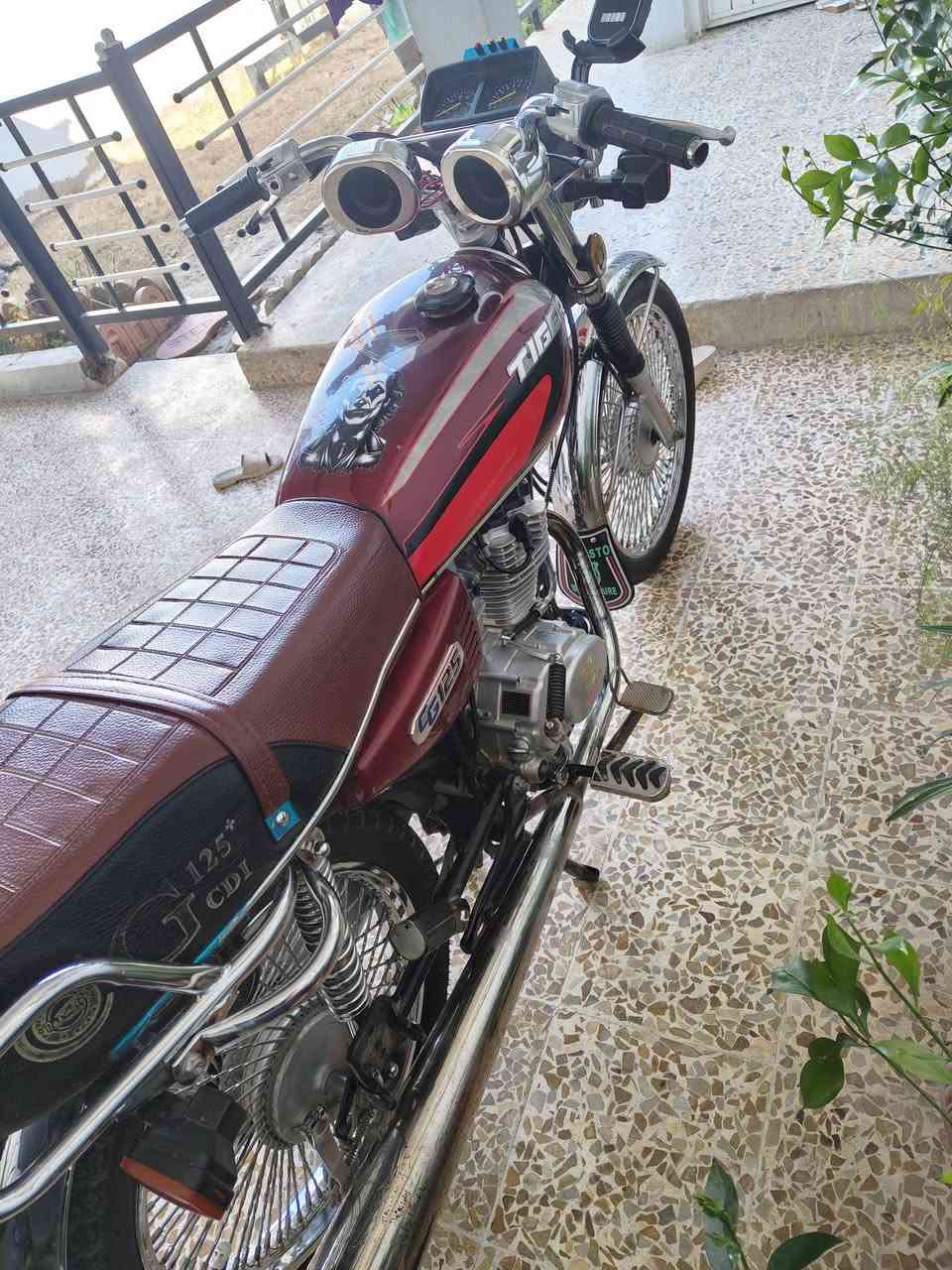 السلام عليكم تايجر 2020 نظافه فول قدام العين ايش قد ما تتوقع نظيف محرك جير شات وصبانه ما مضروب وايرمانيه شرق منافيس موجود السعر 675 وبيها مجال ***********
