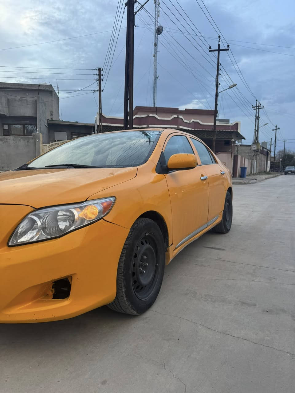 كورلاموديل2009 بسمي دفتر. بانزين ضرر جهة سائق. كامل الشراي يخابر. ***********
