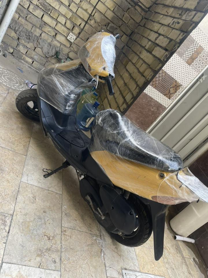 سلام عليكم 
ساسوكي 60  الدراجه حيل نظيفه مكاني بغداد الدولعي 
السعر 300 وبيه مجال حك الجيه 
***********
