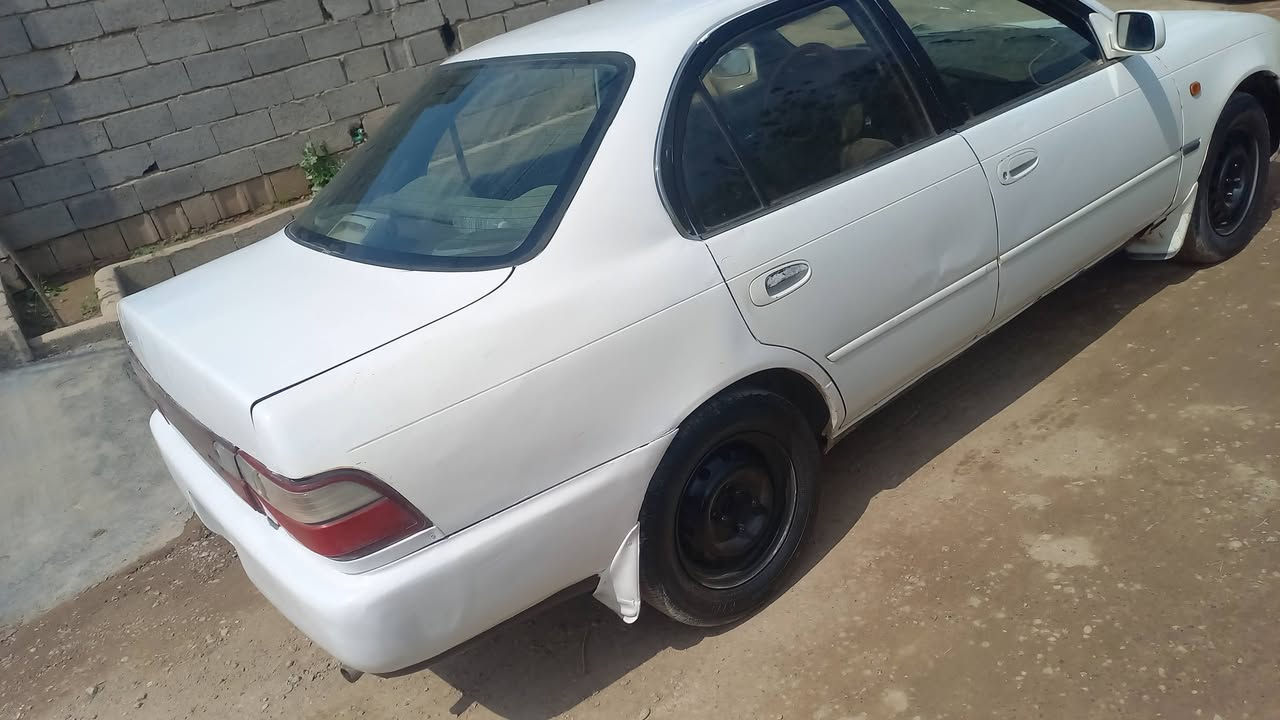 كورلا محور رقم بغداد مشروع وطني شرط التحويل مصبوغه عام مكينه وكير شرط حاويه ١٦٠٠ يحتاج ترتيب ومشط ستيرن وكذالك صدر مكانها ديالى المقداديه سعرها ٣٦ بي مجال اني مكلف بالنشر لا تراسلني فدوه 
***********
