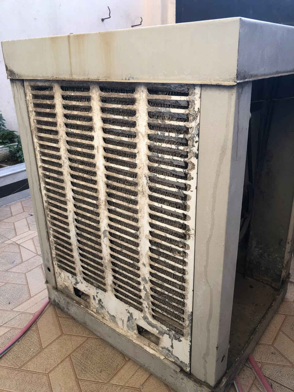 مبرده جديده ونضيفه وغراضه كله كمله سعرها ١٢٥ وبيها مجال


**إذا كنت صاحب هذا الإعلان وتريد حذفه لأي سبب، رجاءا أرسل رسالة إلى الدعم الفني**