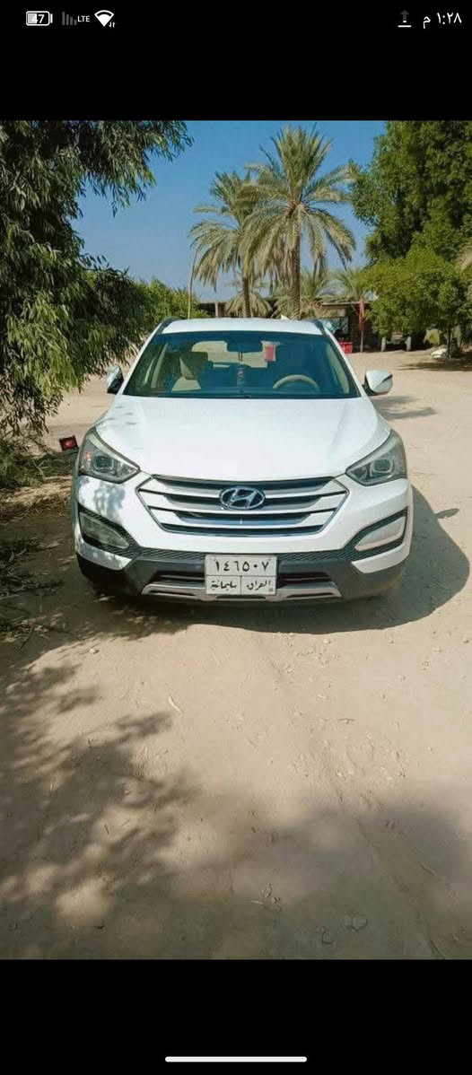 سياره سنتافي اللبيع
موديل 2013 خليجي
سياره بيه بس رش بدون ضربه
مواصفات 
اربعه سلندر 
تبريد 3قطع
7راكب
مرايات شفط
مكان بابل القاسم 
رقم الهاتف ***********
