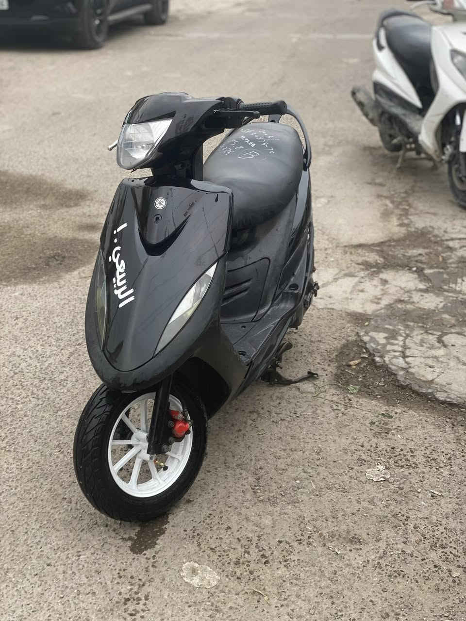 ماكس عدله للبيع كلشي بيها بلادي ماعدا سلف كفرات بيها وياله مشيفه صالنصه FM دراجه نكره سلف بكل وقت مانقصها شي السعر ٦٥٠ وبيها مجال حك الجيه عنواني بغداد الكراده رقمي ***********
