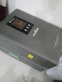 رافع فولتية • ٢ قطع • نظيفة