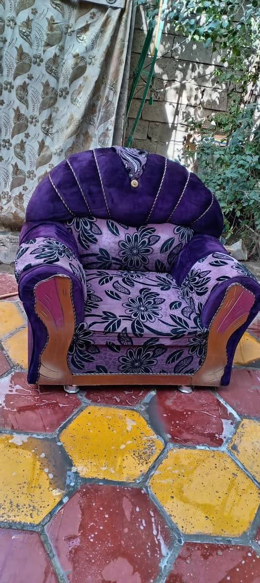 تخم تكمه تزكام مقعد 10الييع مستعجل ع بيعته بسبب ضيق سعر 150مكان بل كماليه ***********
