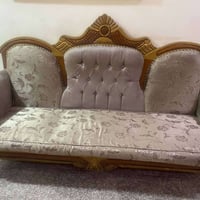 ١٠ مقاعد • نضيف • سبع ابكار