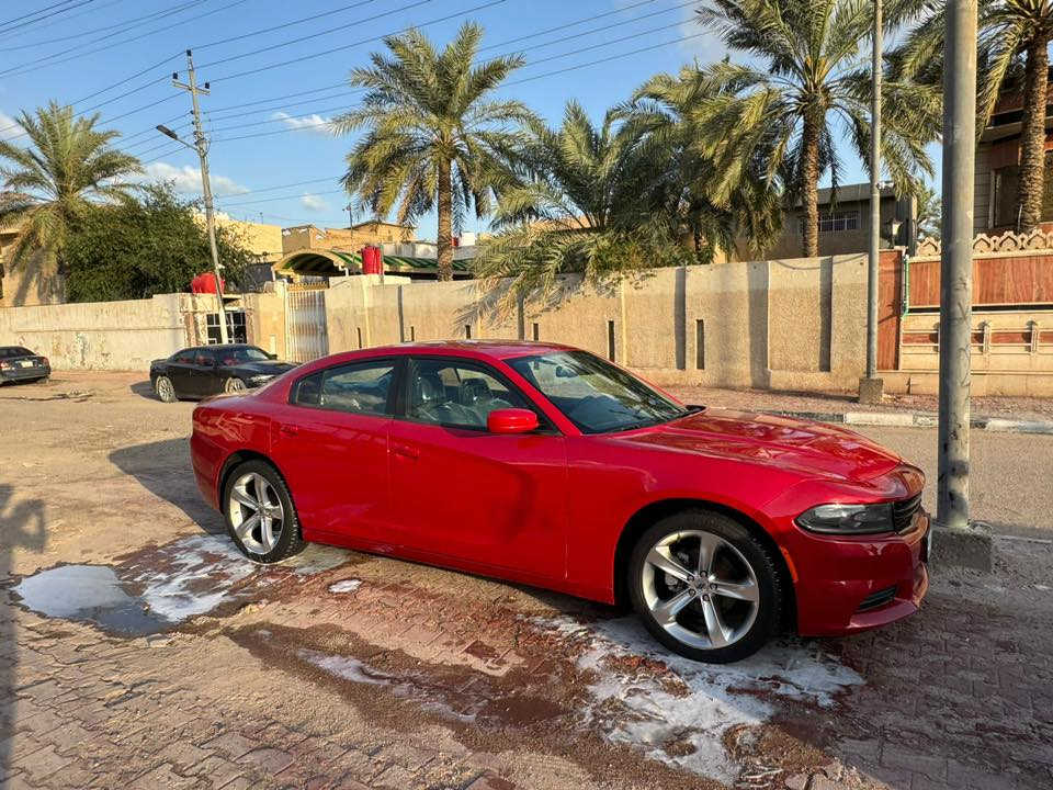 السلام عليكم چارجر للبيع 2015 كفاله من الصبغ والتبديل مكلف بالنشر اتصل واستفسر ***********
