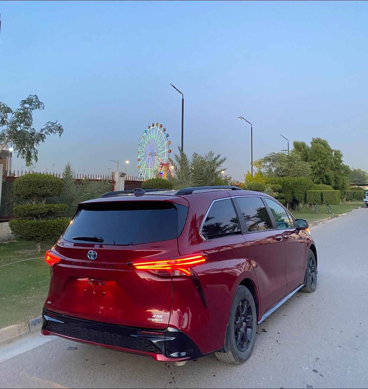 تويوتا سينا هايبرد 2024 xse
صور الحادث مرفقه 

مواصفات xse معروفه 

سياره بحاله الوكاله بدون نقص 

ماشيه 18 الف كيلو

كشنات Vip داخل لونين  

السعر 285 وبيها مجال للشراي 

للاستفسار 

***********

بغداد حي جامعه شركه الناجح🙏🏻
