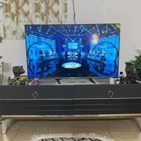 ميز تلفزون للبيع جديد السعر 65الف 07735924807 أو 07517349571