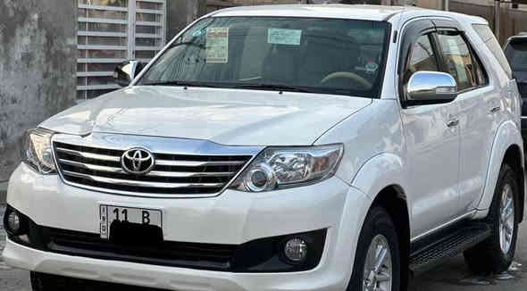 السلام عليكم عندي تيوتا فورتشنر 2012وارد خليجي مكفوله ماعده 3قطع صبغ بدون دواخل فقط ول باقي مكفول السياره محرك وكير مكفولات حجم المحرك 4اسلندر 2700 مواصفات السياره 7راكب 3قطع تبريد شاشه جبيره حساسات خلفيه كامره خلفيه فورويل شغال لايت عدسه دواخل عسلي كير اوتماتيك تخم تاير جديد وبعد بيها اهواي مواصفات مذاكرهن السياره تخم تاير وكهربايات وحداديه وباتري كلهن كفاله السياره ماشيه 208KMحقيقي قابله الزياده السياره رقمه بغداد الدولي وباسمي شرط التحويل السعر 173وبيها مجال للطيبين استفسار علئ هذا الرقم ***********ملاحضه مكان السياره بغداد الدوره بغداد
