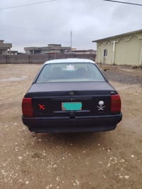 اوميكا حجم 20.موديل 1991.كير. محرك اكسل شرط. تواير اربعه نضاف سبير شغا...