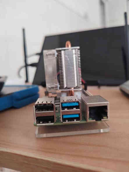 رازبیری بای ٤ رام ٨  گێگا بایت، هاوشێوەی کۆمپیوتەر کاردەکات بۆ دەیان شتی تر سوودی هەیە، نرخی قفلی ٩٠ هەزارە،
راسبيري باي 4 موديل 8 كيكا، جديد نضيف، سعر 90 ألف دينار ، سعر قفل مابي مجال

واتساب
*********** أربيل
