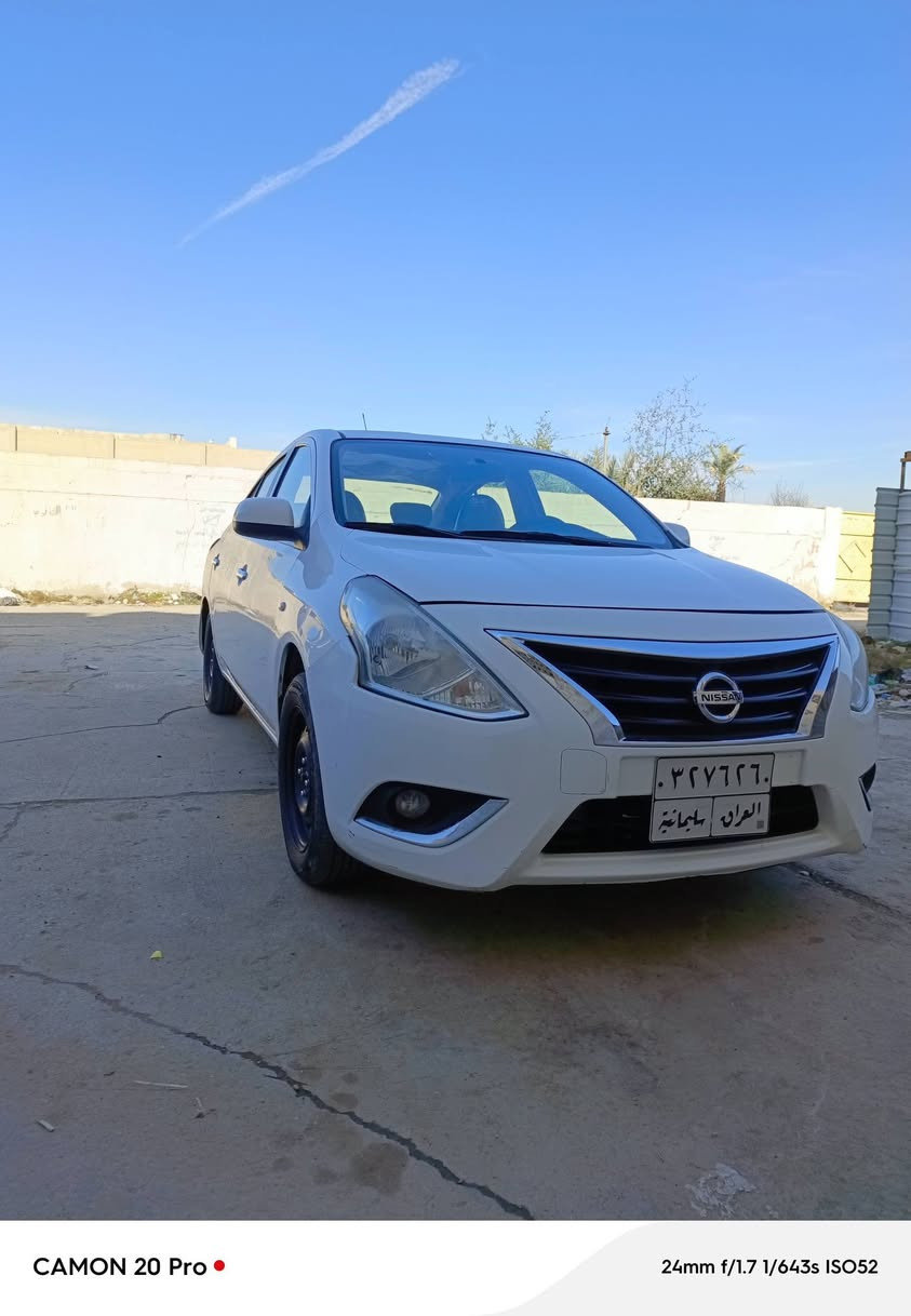 السلام عليكم
سني هندي بليته زركه موديل 21 رقم اسليمانيه   هزه جديده  ماشيه 170  
سعر 105 
مكاني بغداد 
***********
