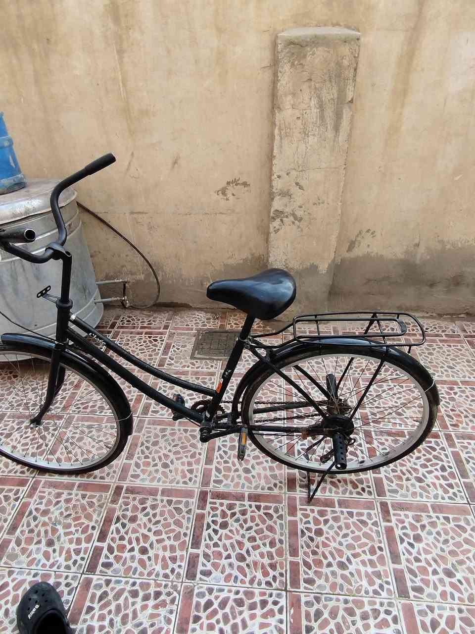 يا الله السلام عليك
باسكل حجم 26 للبيع الباسكل نضيف ما عوزة اي شي المكان ديوانية شارع الوكفة 
شراي خاص او اتصل على الرقم التالي ***********
السعر 50 الف
