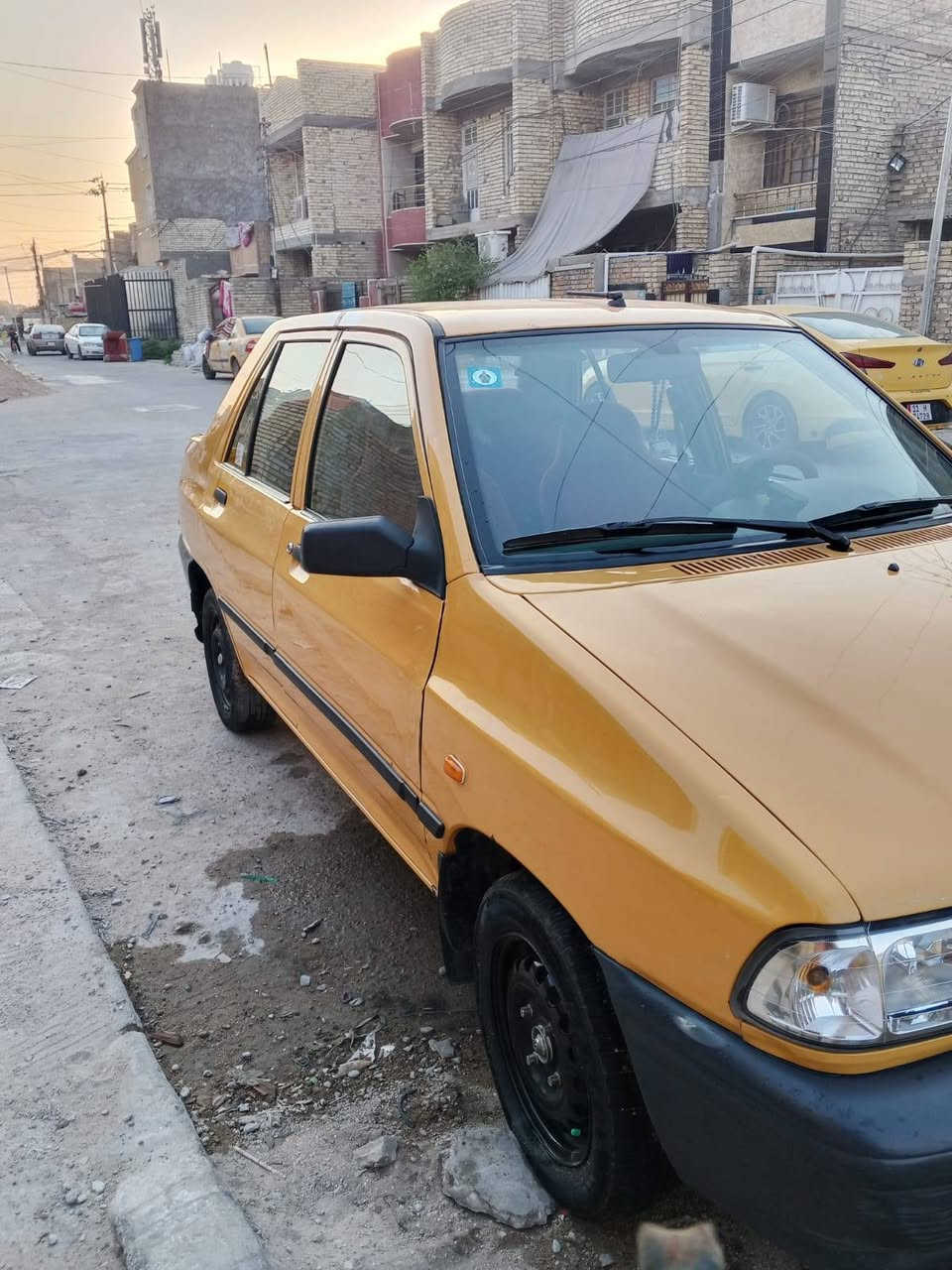 السلام عليكم سايبه مديل 17 رقم بغداد دولي سياره بسمي تحويل مباشر سياره نضيفه بيها بس بارد بكاني بغداد الشعب السعر 41وبيها مجال الرقم ***********
