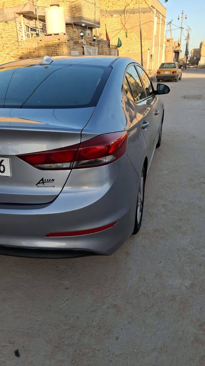 سلام عليكم سياره  النترا 2017 امريكي بيه جاملغ وبنيد سياره فول ماعده فتحه محرك 2000 دوش سياره حلوه مكان سياره شطره رقم *********** وسعر ع  الخاص
