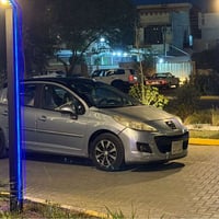 بيجو 207 موديل ٢٠١٢ السعر ٥٨ ورقه قفل قفل مكينه جديده حاويه كير مكفول ...